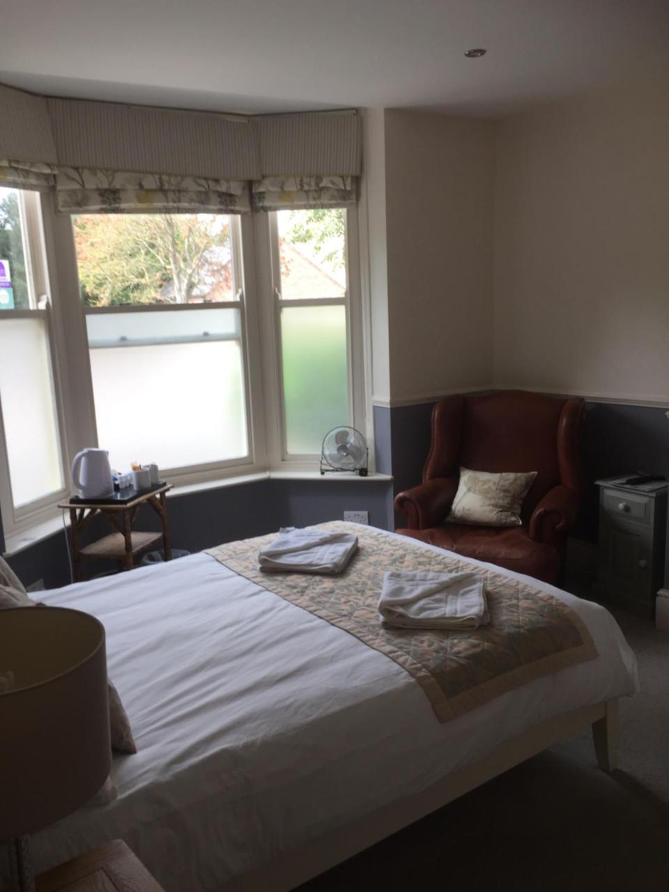 Newport Guest House Lincoln Bagian luar foto