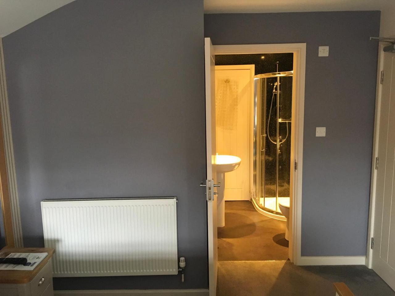Newport Guest House Lincoln Bagian luar foto